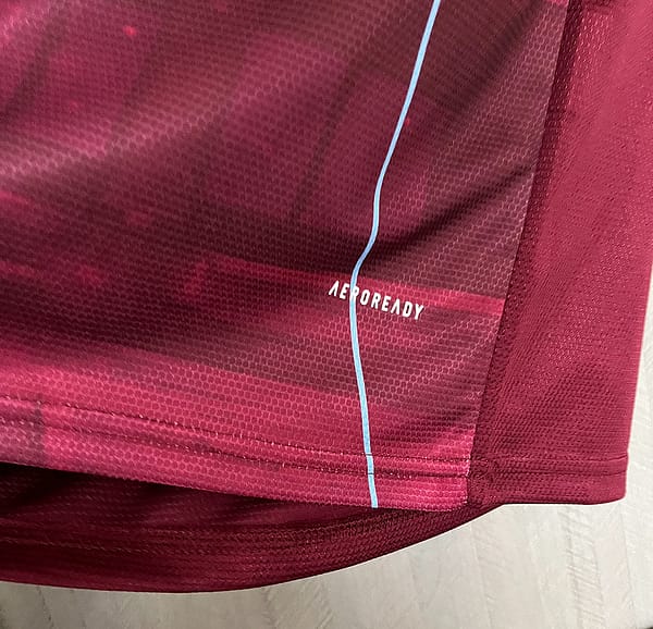 25/26 Aston Villa Jersey - Image 3