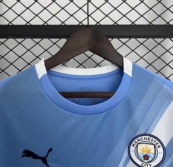 25/26 Manchester City Home Jersey - Image 2