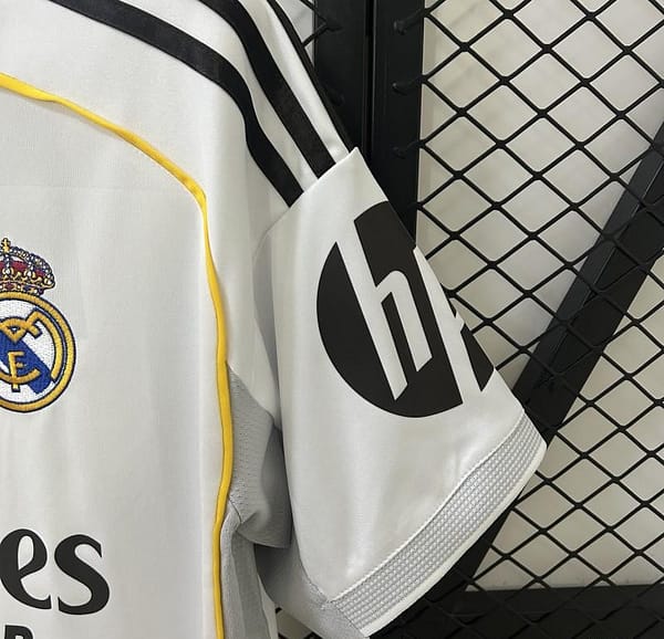 25/26 Real Madrid Home Jersey - Image 7