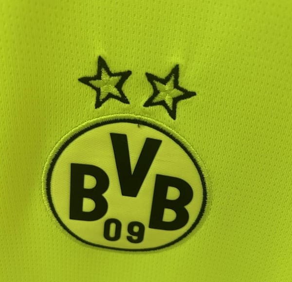 24/25 Borussia Dortmund Special Green Jersey - Image 3