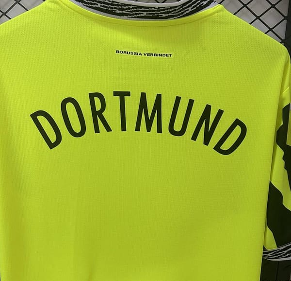 24/25 Borussia Dortmund Special Green Jersey - Image 5