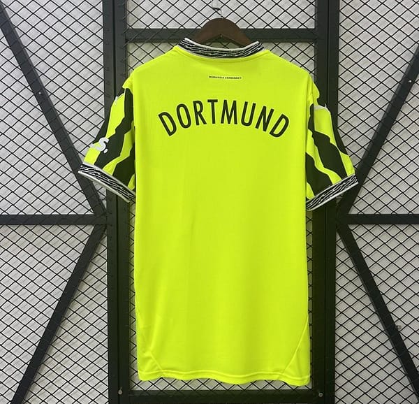 24/25 Borussia Dortmund Special Green Jersey - Image 6