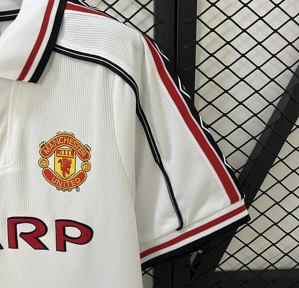 98/99 Retro Manchester United Commemorative Edition - Image 7