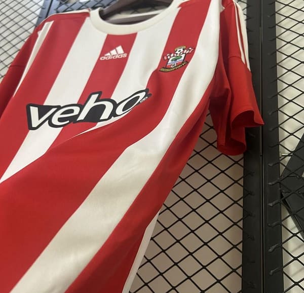 15/16 Retro Southampton Home Jersey - Image 3