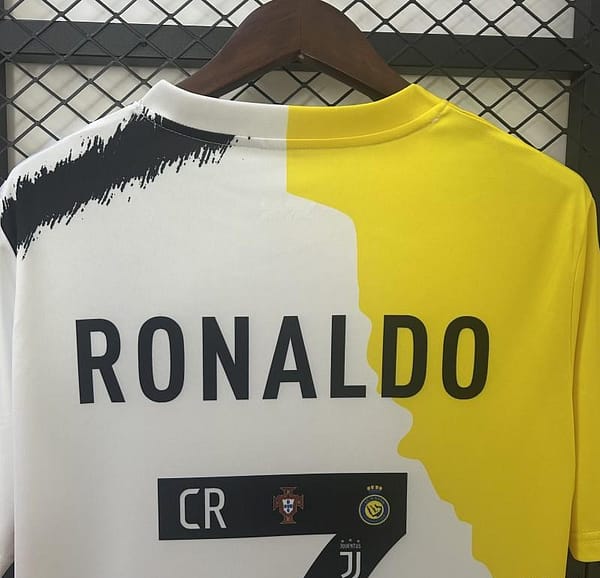 Cristiano Ronaldo Commemorative Edition - Image 6