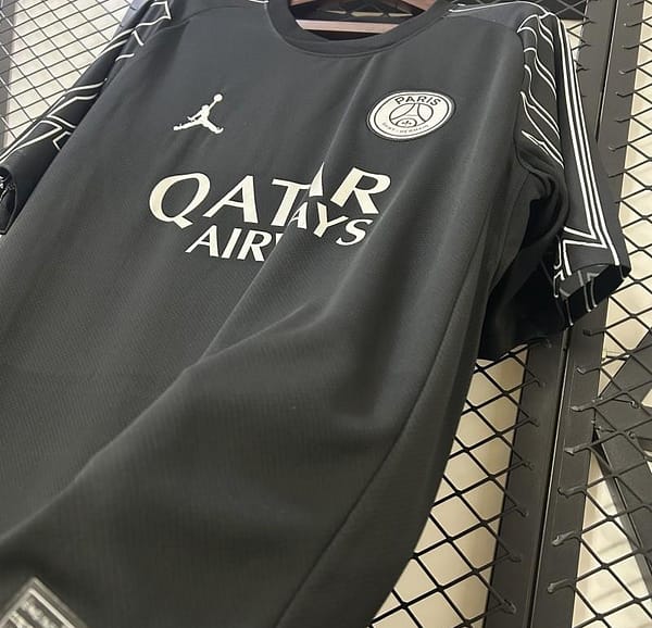 24/25 PSG Fourth Away Jersey - Image 5