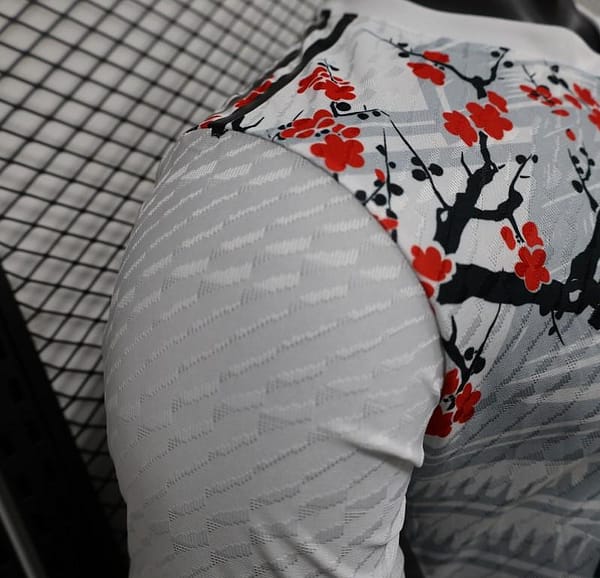Player Version 2025 Japan White with Samurai & Cherry Blossom Jersey - Image 7