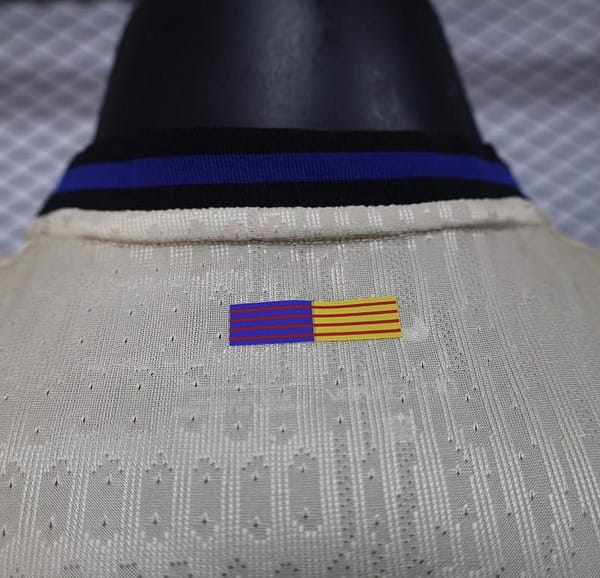 Player Version 25/26 Barcelona Away Jersey - Image 6