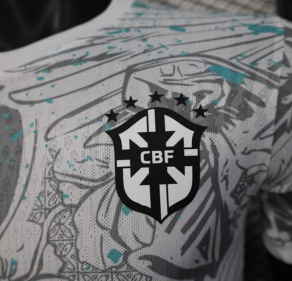 Player Version 2025 Brazil White with Blue Macaw Jersey - Image 2