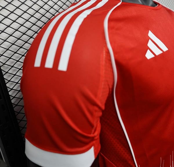 Player Version 25/26 Bayern Munich Home Jersey - Image 7