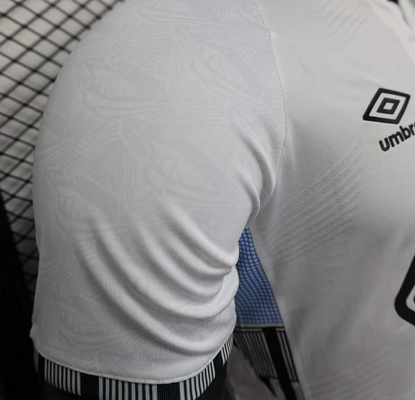 Player Version 25/26 Santos Home Jersey With Sponsors - Image 8