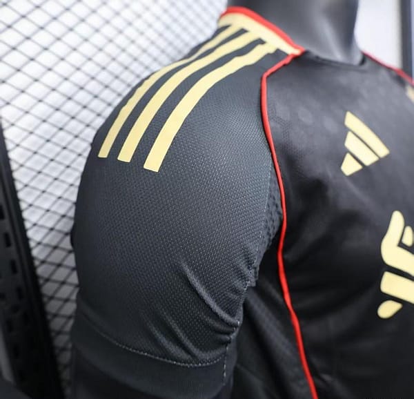 Player Version 25/26 Liverpool Third Black Jersey - Image 5
