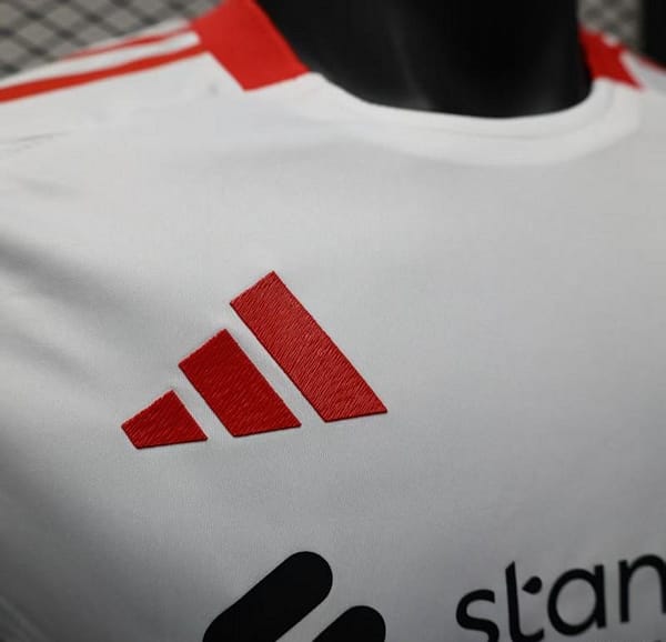 Player Version 25/26 Liverpool Away White Jersey - Image 3