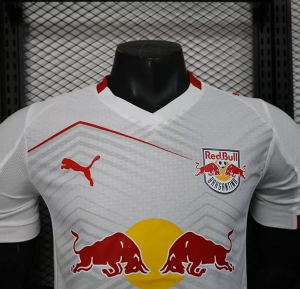 Player Version 25/26 RB Leipzig White with Chevron Pattern and Red Bull Logo Jersey - Image 3