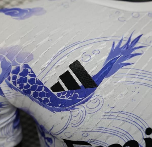 Player Version 25/26 Real Madrid Purple Dragon Special Jersey - Image 6