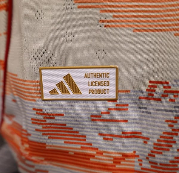 Player Version 25/26 Bayern Munich Away Jersey - Image 6