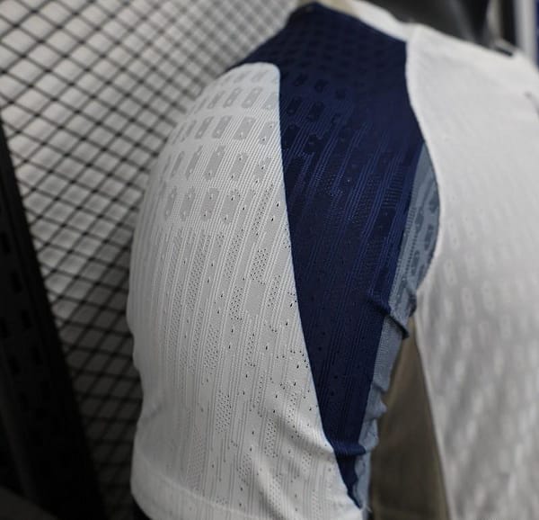 Player Version 25/26 Tottenham Hotspur Home Jersey - Image 7