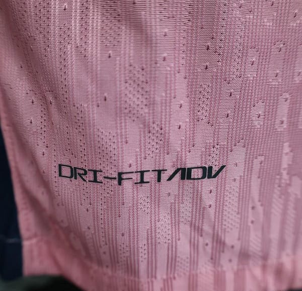 Player Version 25/26 FC Barcelona 125Th Anniversary Special Pink with Spotify Sponsor Jersey - Image 5
