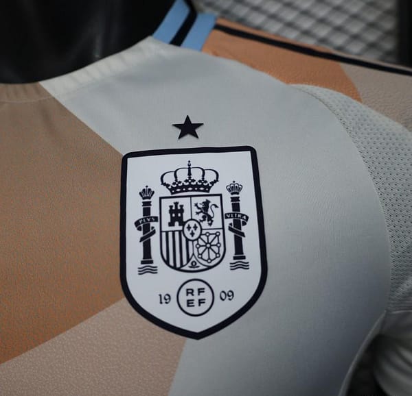 Player Version 2025 Spain Pre-Match White with Geometric Pattern Jersey - Image 3
