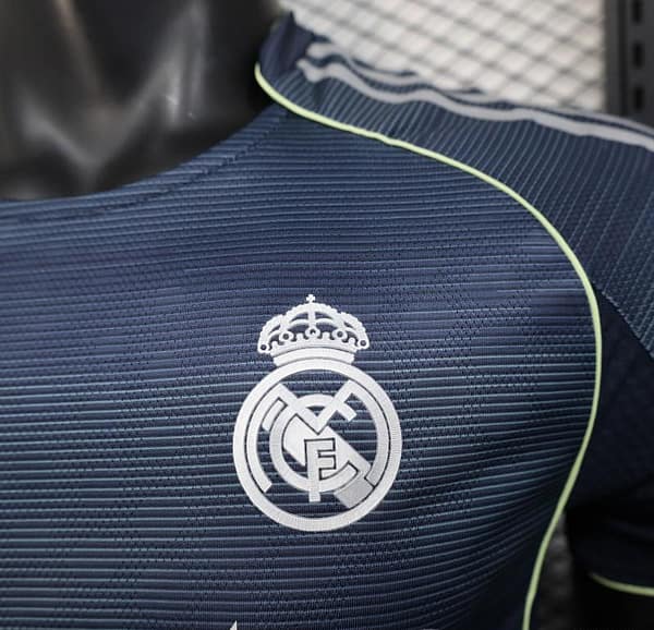 Player Version 25/26 Real Madrid Away Jersey - Image 8