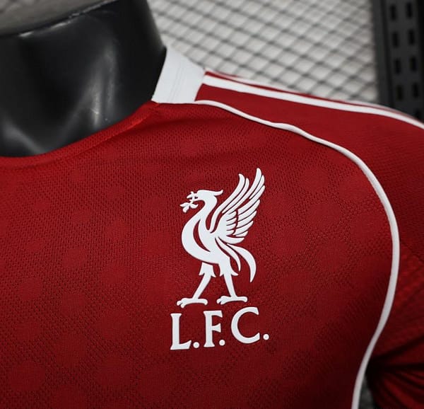 Player Version 25/26 Liverpool Home Jersey - Image 2
