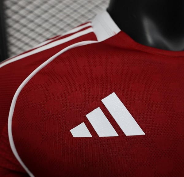 Player Version 25/26 Liverpool Home Jersey - Image 8