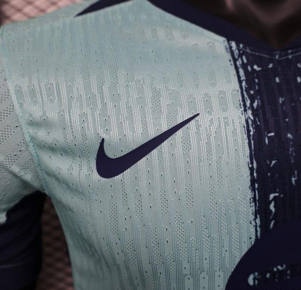Player Version 25/26 Barcelona Blue 125Th Anniversary Mint Green Jersey with Navy Blue Stripe and Spotify Sponsor - Image 10