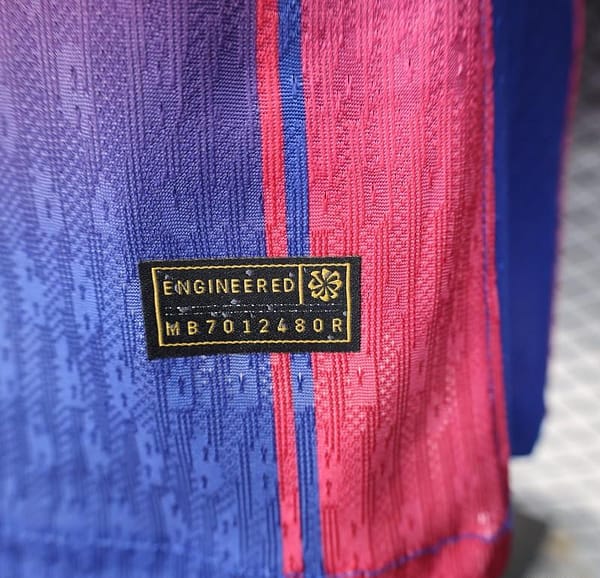 Player Version 25/26 Barcelona Home Jersey - Image 6