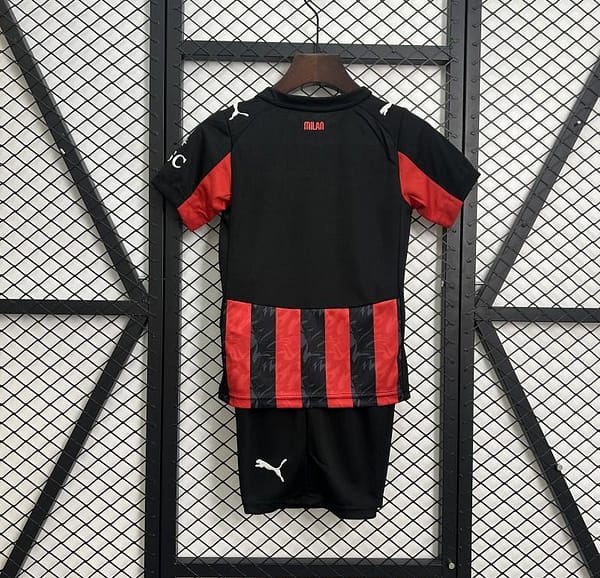 25/26 Kids AC Milan Home Size 16-28 Jersey - Image 5