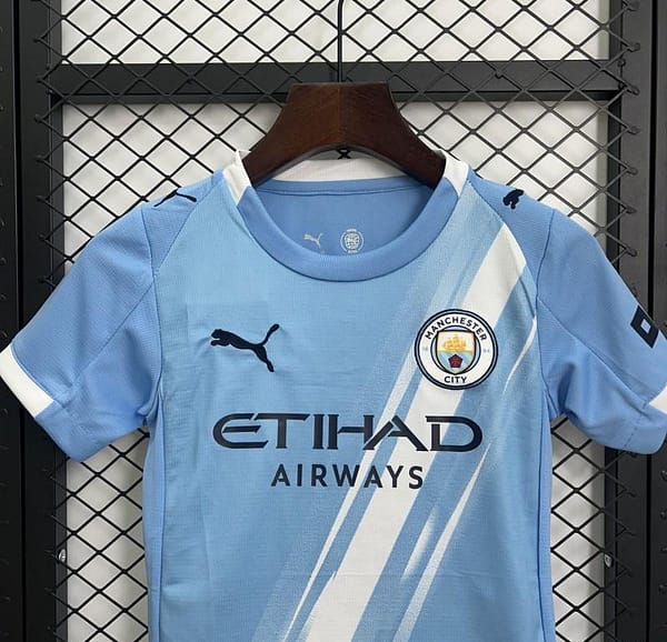 25/26 Kids Manchester City Home Size 16-28 Jersey - Image 4