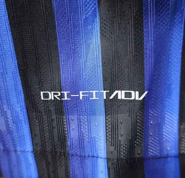 25/26 Player Version Inter Milan Home Long Sleeve Jersey - Image 10