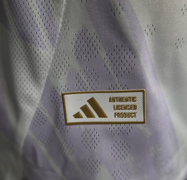 25/26 Player Version Manchester United Away Jersey - Image 4
