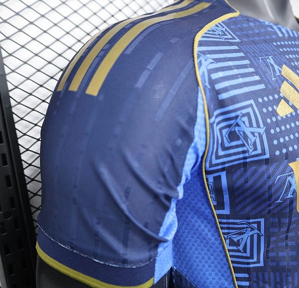 25/26 Player Version Real Madrid Blue Geometric Pattern Away Jersey - Image 7