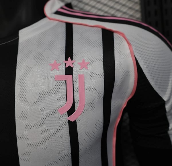 25/26 Player Version Juventus Home - Image 2
