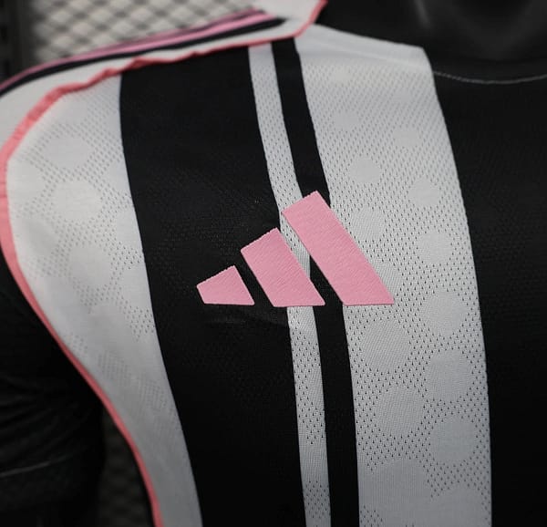 25/26 Player Version Juventus Home - Image 3