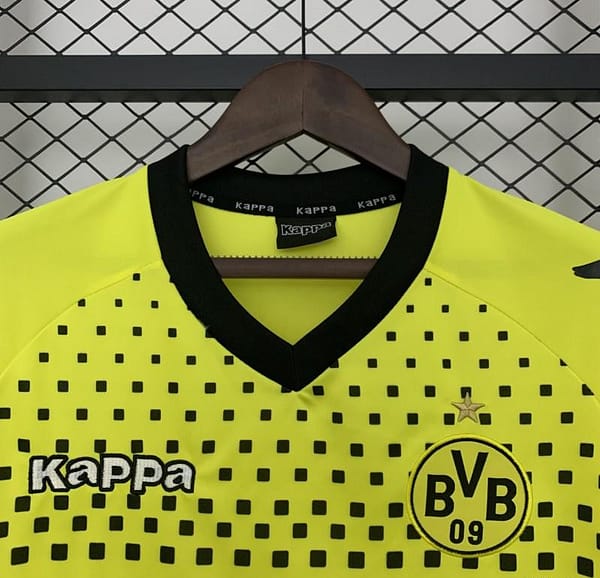 11/12 Retro Borussia Dortmund Home Jersey - Image 2