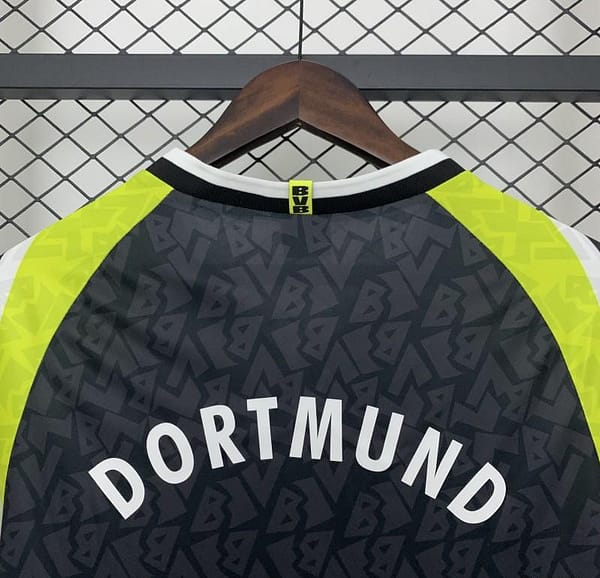 95/96 Retro Borussia Dortmund Away Jersey - Image 5