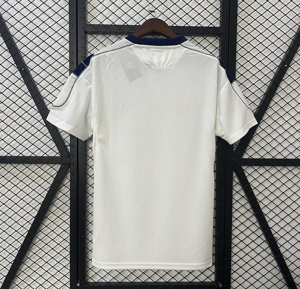 00/01 Retro Manchester United Away Jersey - Image 4
