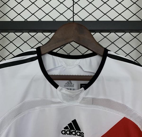 06/07 Retro River Plate Home Jersey - Image 10