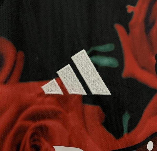 25/26 Real Madrid Special Red Rose Jersey - Image 8