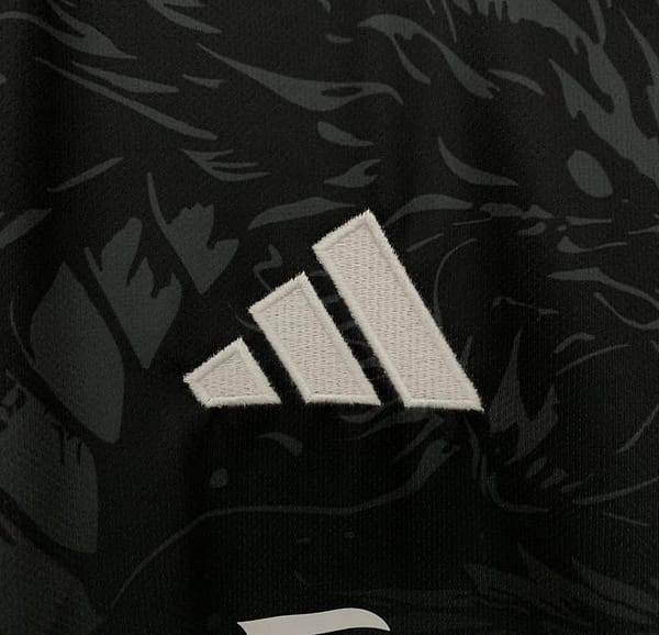 25/26 Real Madrid Special Purple Dragon Jersey - Image 9