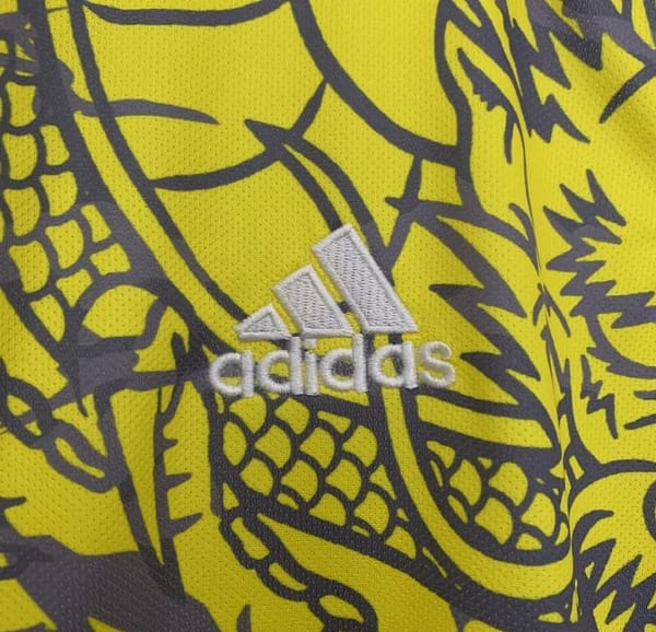 25/26 Real Madrid Special Yellow Jersey - Image 7