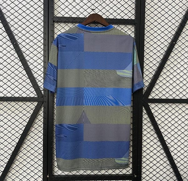 25/26 Real Madrid Training Jersey - Image 8