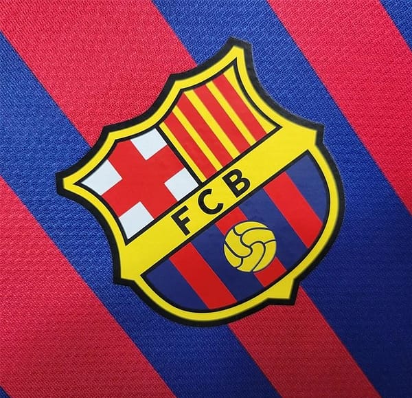 Retro 11/12 Barcelona Home Jersey - Image 4