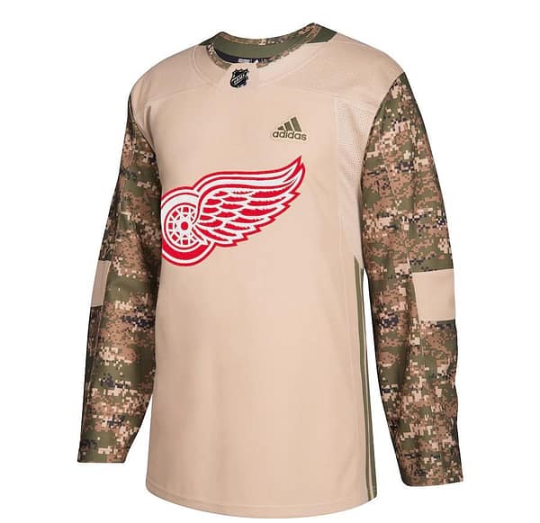 Women's Camo Veterans Day Practice Team Jersey