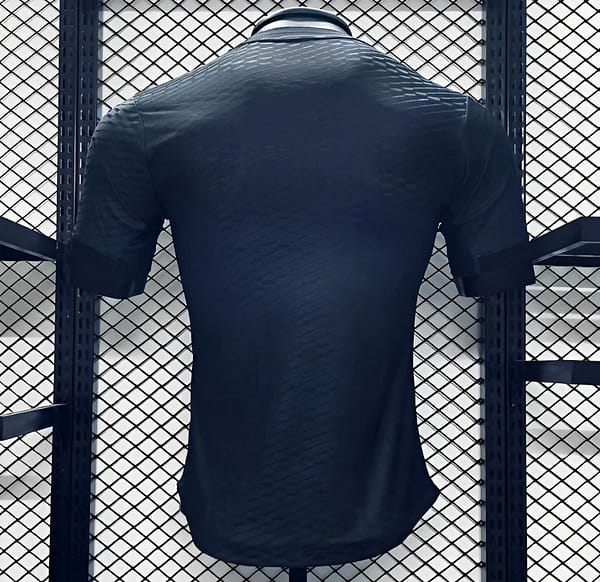 Player Version 24/25 Real Madrid x Yamamoto Black Jersey - Image 2