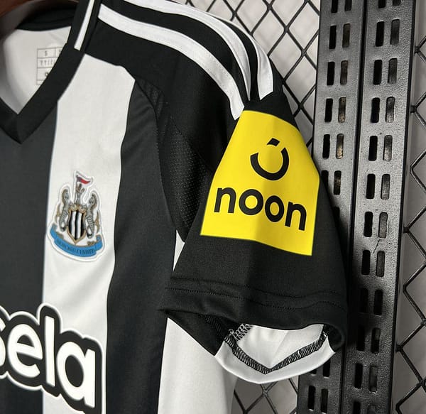 2024/25 Newcastle United Home Jersey - Image 4