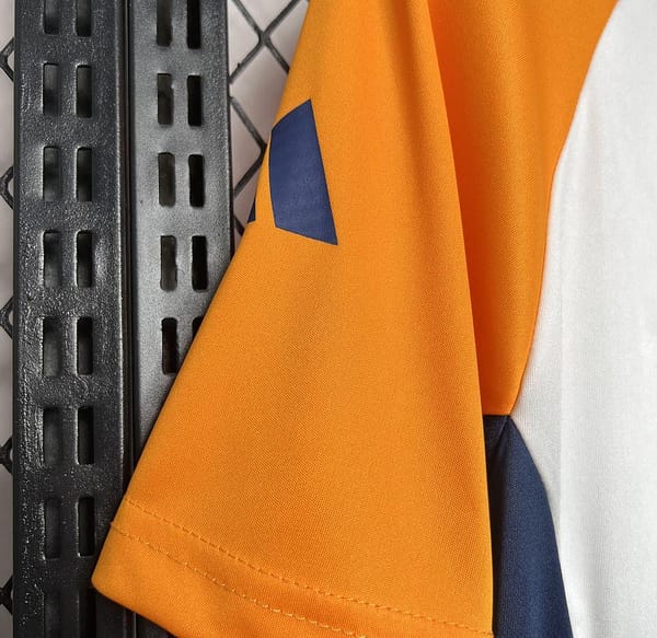 2024/25 Real Madrid Pre-match Training Jersey - Image 7