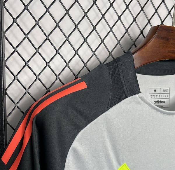 2024/25 Benfica Pre-Match Jersey - Image 7