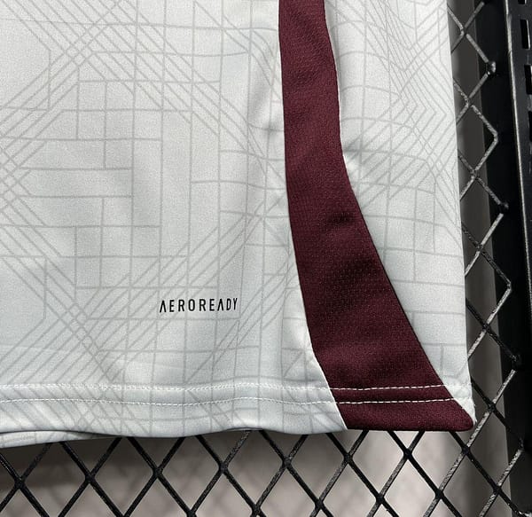2024/25 Ajax Thirds Away Jersey - Image 4